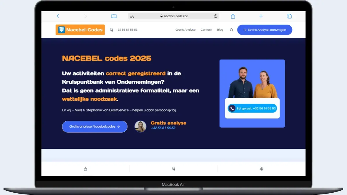 Mockup do site NACEBEL-codes, a página inicial em um notebook